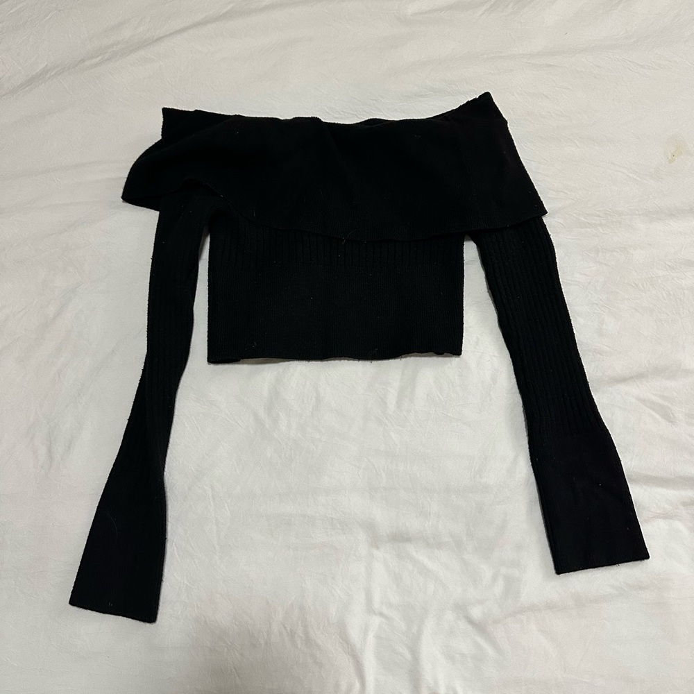 Black Off The Shoulder Knit Crop Top